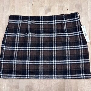 Chic Plaid Mini Skirt in Black and Brown